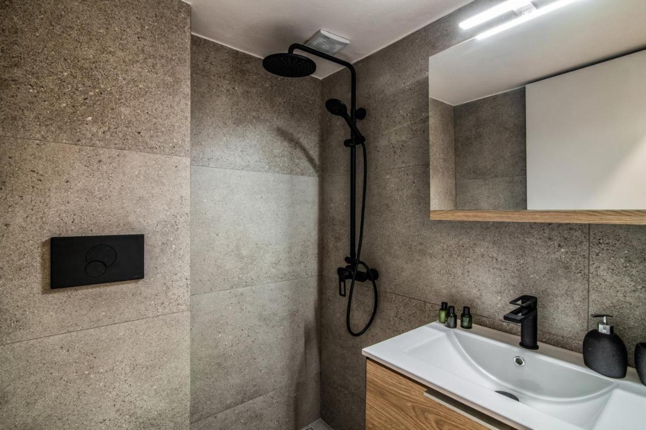 The Big Little One. Stylish & Convenient Apartment Iraklio Exterior foto